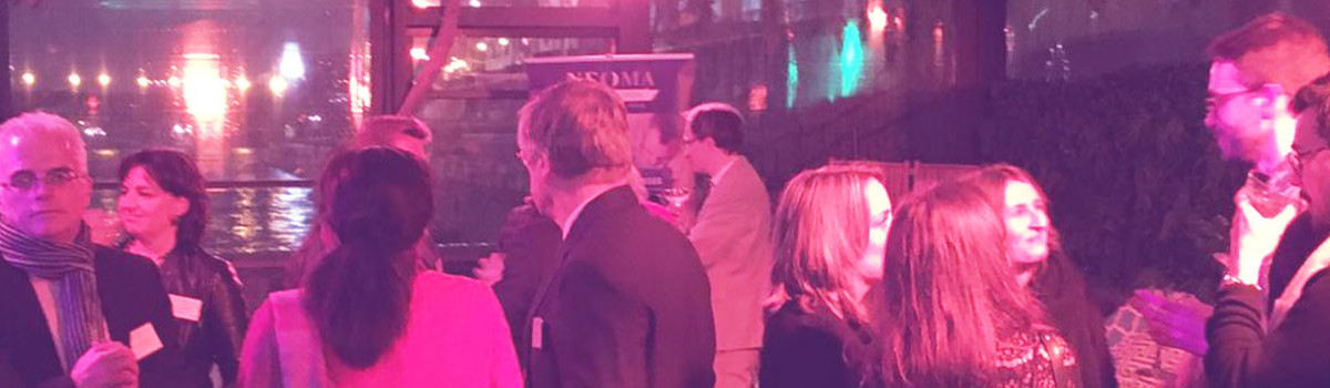 Événement de networking organisé par NEOMA réunissant enseignants et partenaires professionnels